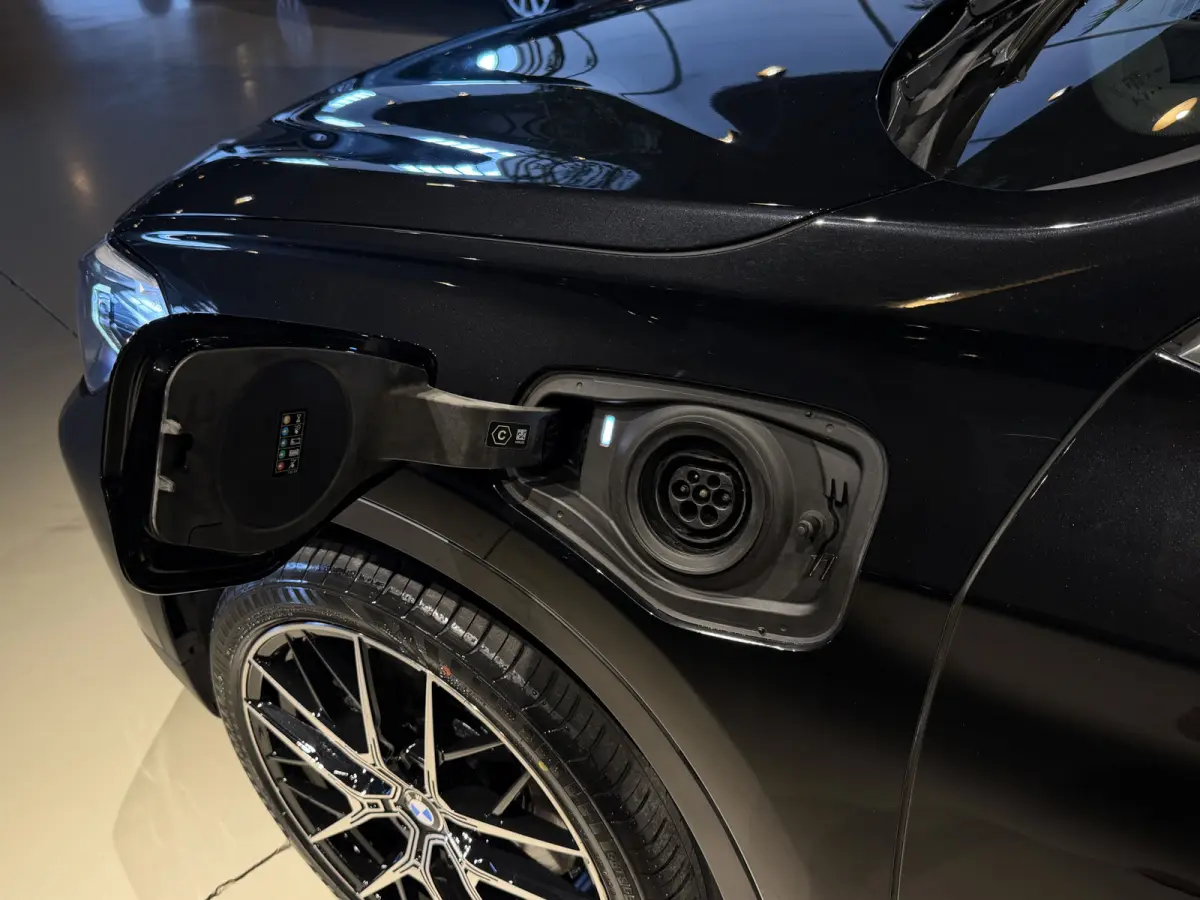 xDrive25e High-Exe Navi|Leer|LED|Trekhaak 2021 Zwart Metallic