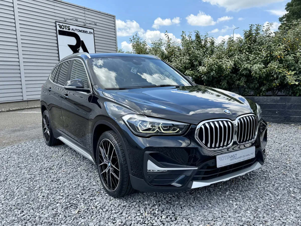 xDrive25e High-Exe Navi|Leer|LED|Trekhaak 2021 Zwart Metallic