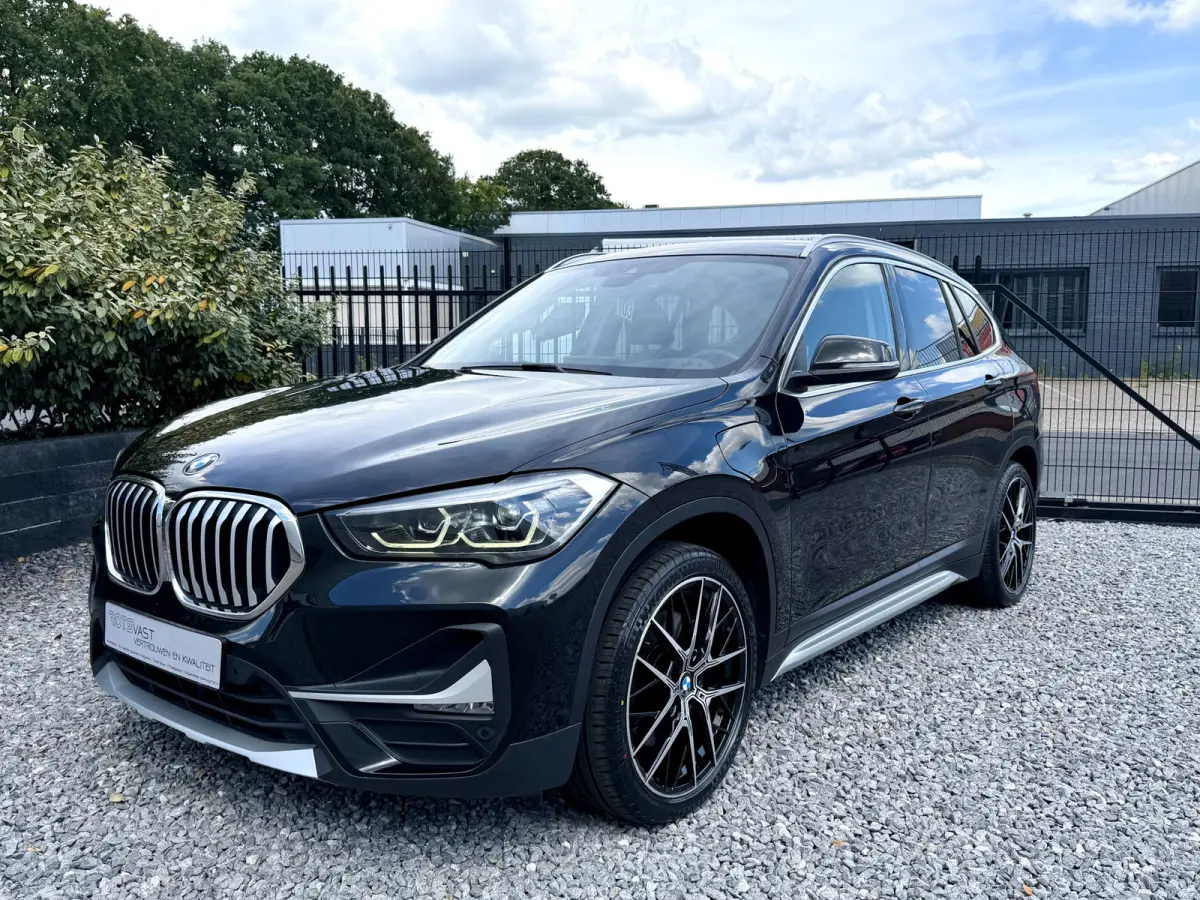 xDrive25e High-Exe Navi|Leer|LED|Trekhaak 2021 Zwart Metallic