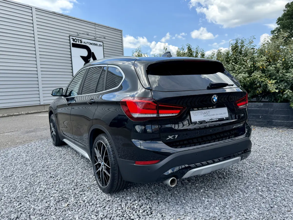 xDrive25e High-Exe Navi|Leer|LED|Trekhaak 2021 Zwart Metallic