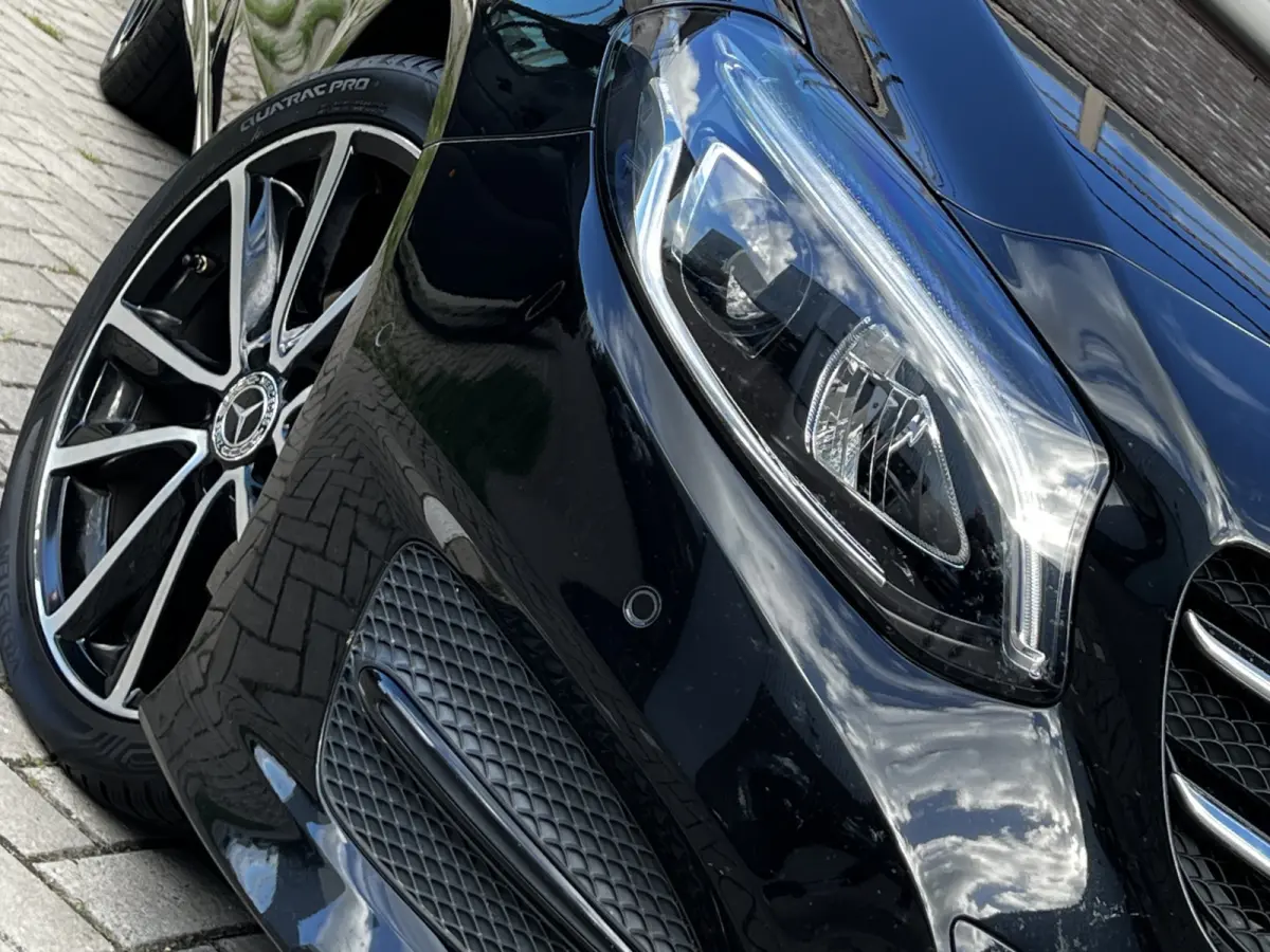 180 Business Solution AMG Upgrade Edition | Airco | Navigatie | Achteruitrijdcamera | Sport Int | 18" AMG Velgen | Wegklapbare Trekhaak | 1e Eigenaar!
