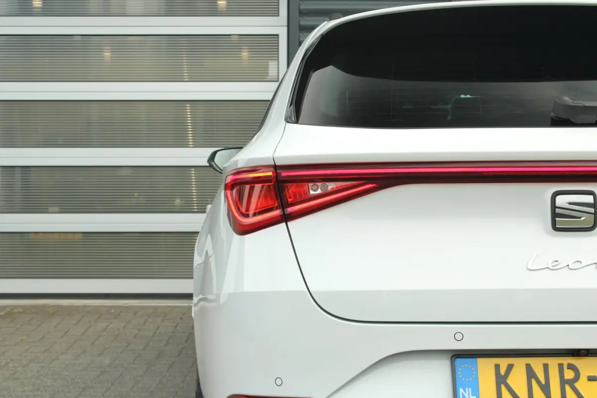 1.5 TSI 204pk DSG e-Hybrid FR Business | Trekhaak Wegklapbaar | Matrix LED