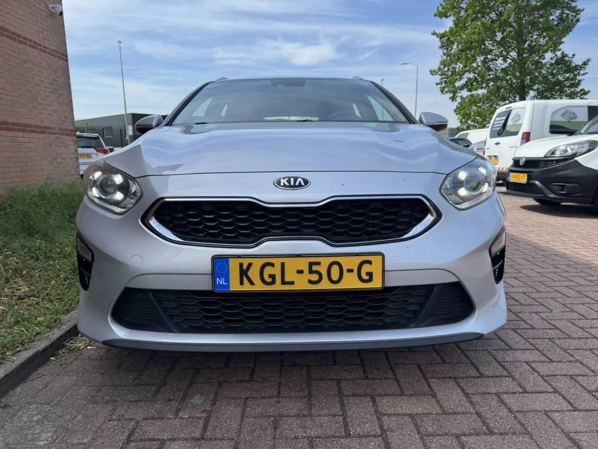 1.6 CRDi DynamicLine, Euro 6, Automaat, Marge,