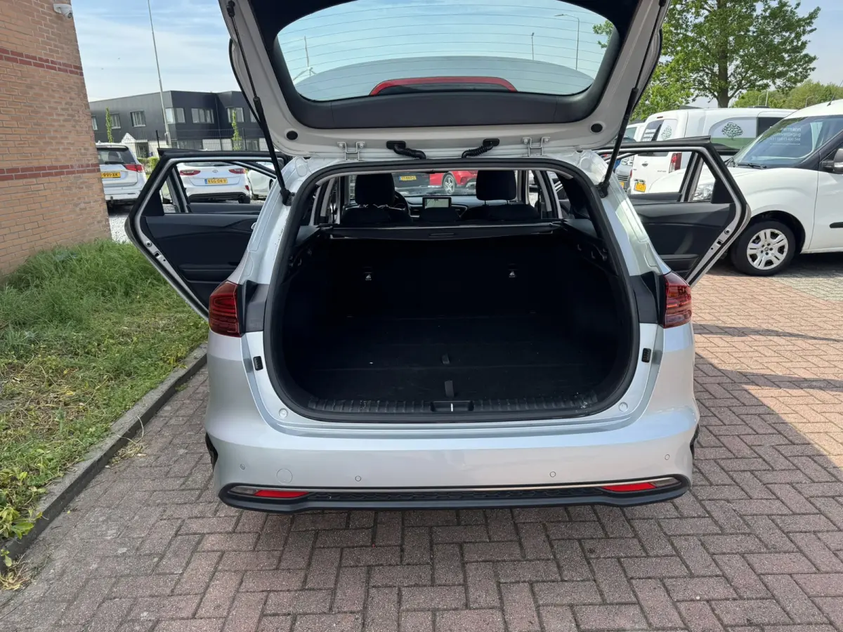 1.6 CRDi DynamicLine, Euro 6, Automaat, Marge,