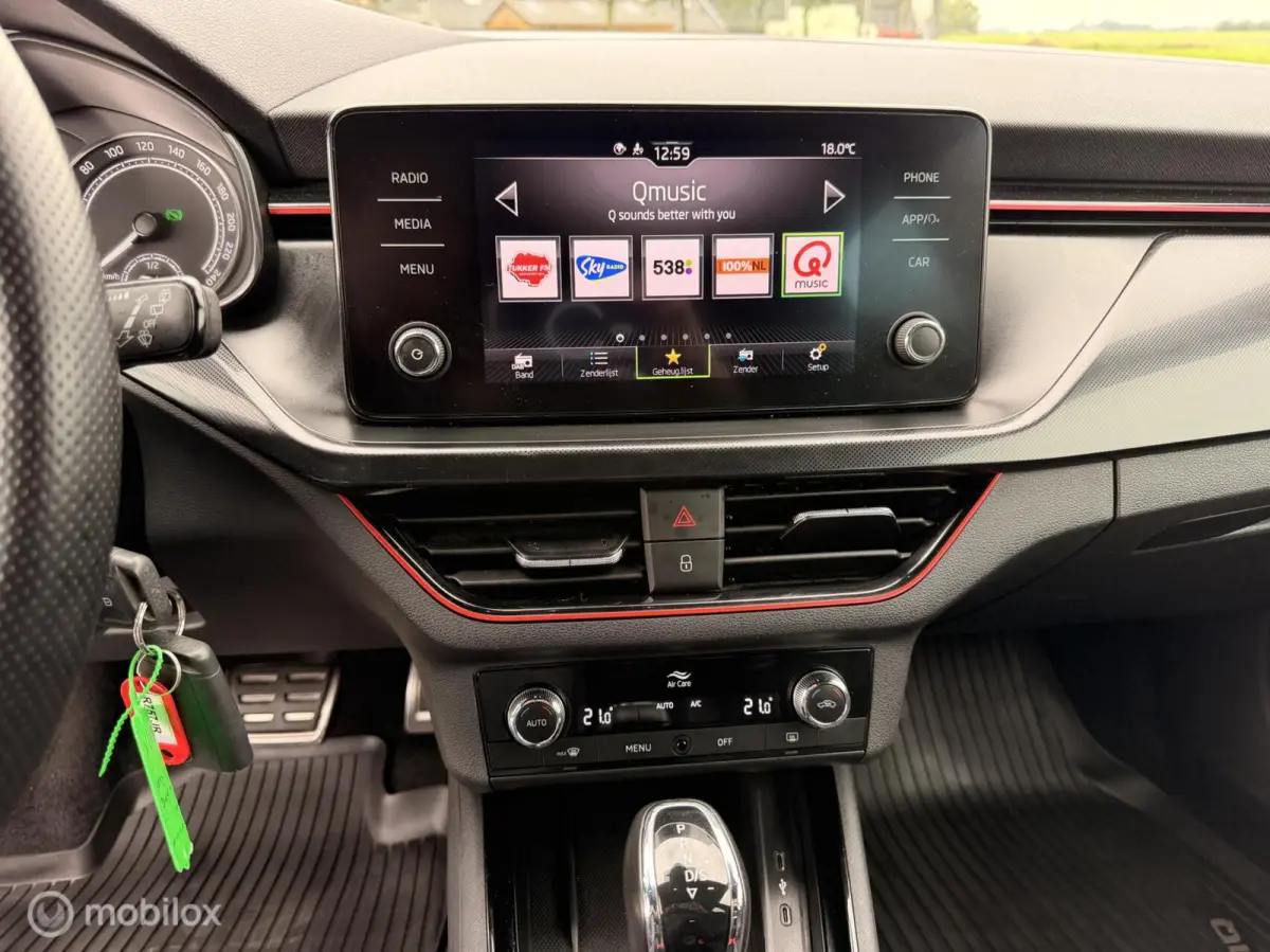 1.0 TSI Sport Business