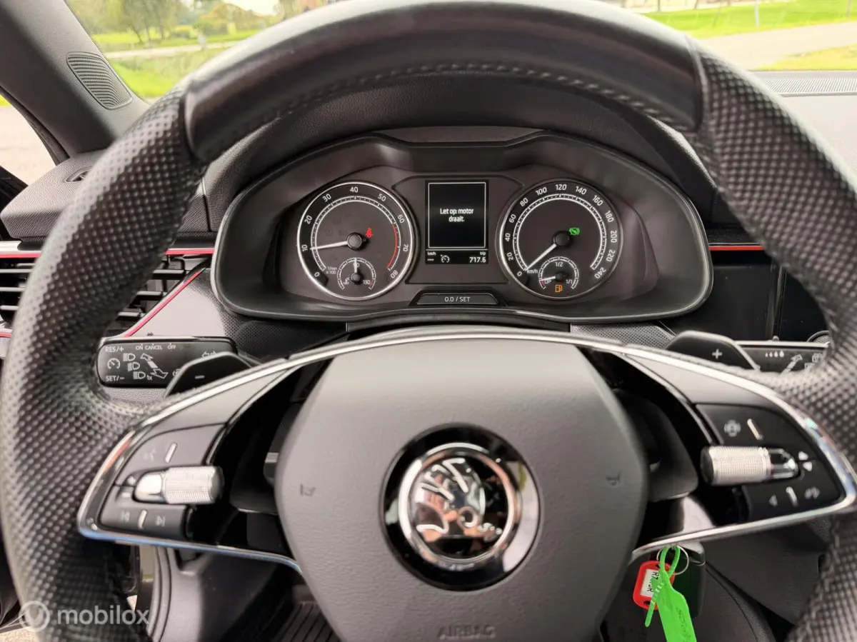 1.0 TSI Sport Business
