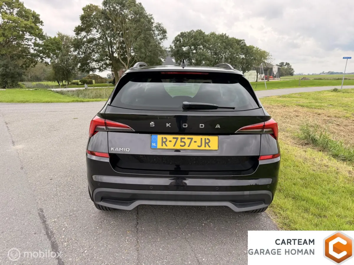 1.0 TSI Sport Business