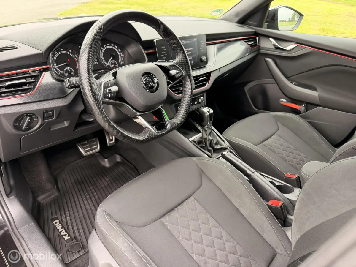 1.0 TSI Sport Business