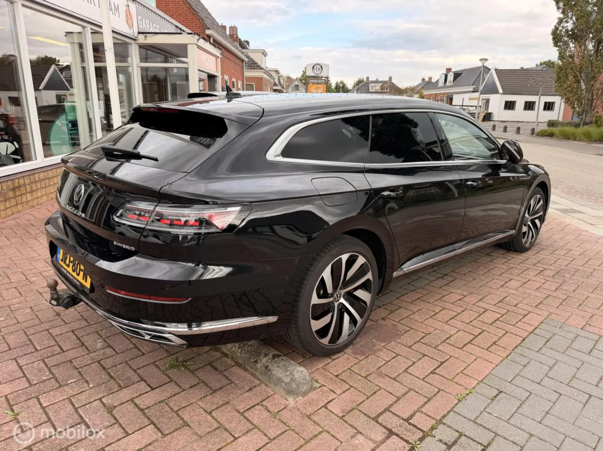 1.4 TSI eHybrid R-Line Business+