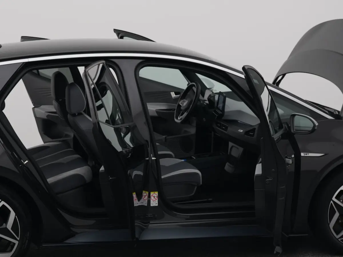 First Plus 58 kWh | CAMERA | ADAPTIVE | STOEL- EN STUURVERW.