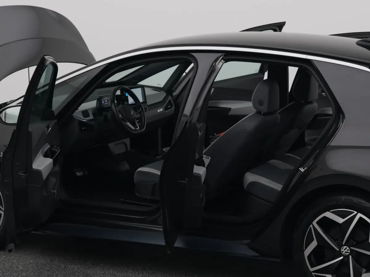 First Plus 58 kWh | CAMERA | ADAPTIVE | STOEL- EN STUURVERW.