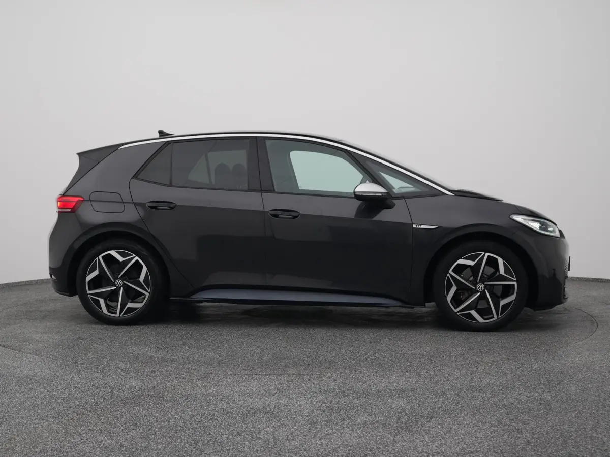 First Plus 58 kWh | CAMERA | ADAPTIVE | STOEL- EN STUURVERW.