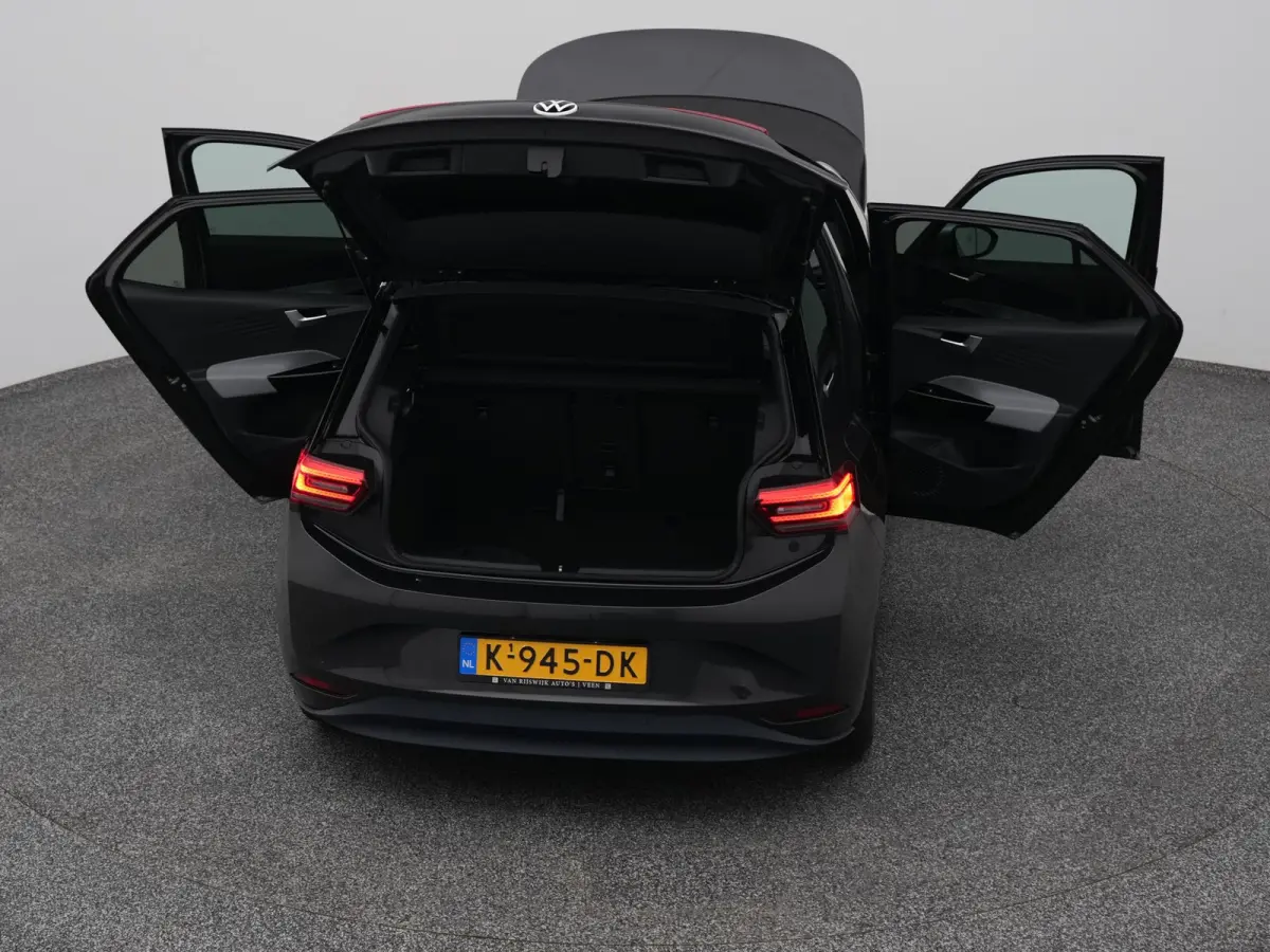First Plus 58 kWh | CAMERA | ADAPTIVE | STOEL- EN STUURVERW.