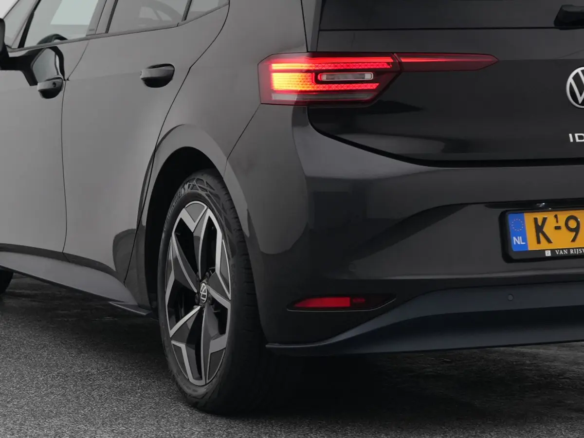 First Plus 58 kWh | CAMERA | ADAPTIVE | STOEL- EN STUURVERW.