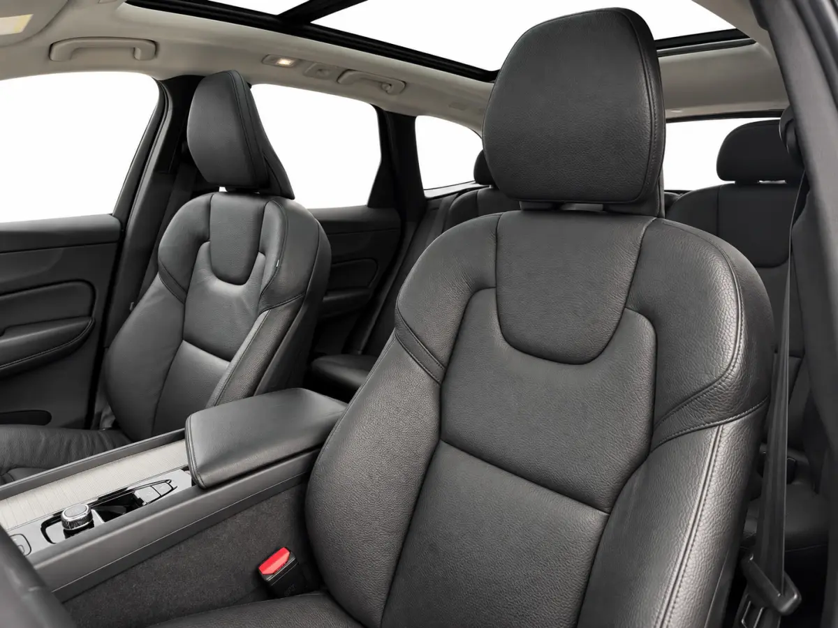 2.0 T6 Plug-in hybrid AWD Plus Bright | Pano | Trekhaak | Long Range | Elektrische stoelen | Denimblauw | Pilot Assist