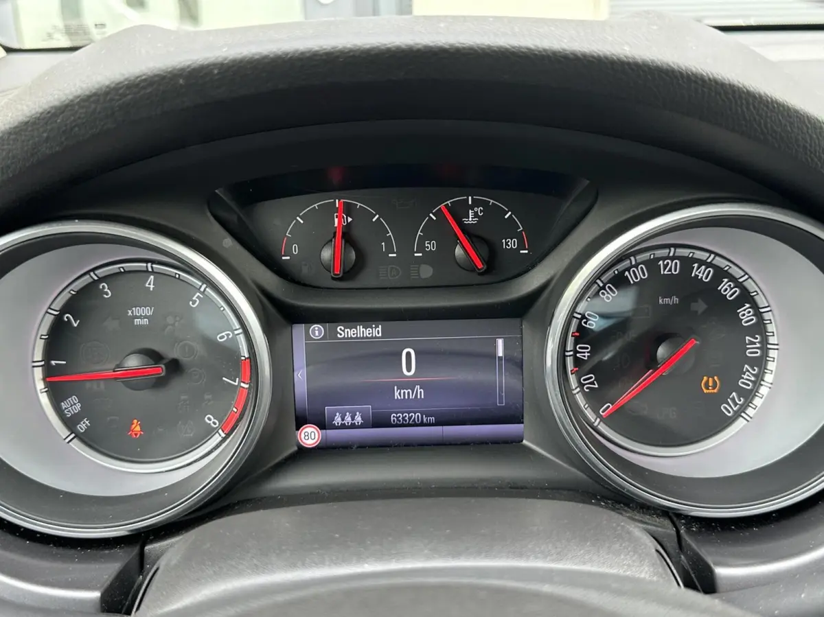 1.4 Turbo Business+ Clima Cruise Navi LED 150PK