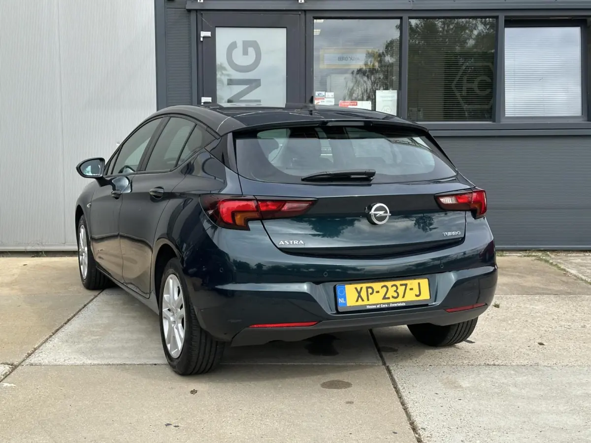 1.4 Turbo Business+ Clima Cruise Navi LED 150PK