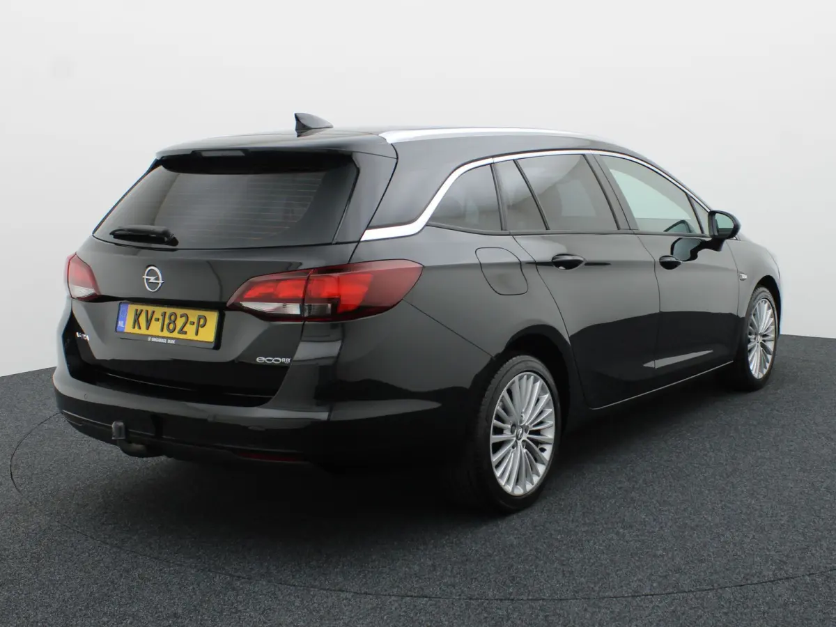 1.0 Business+ | Trekhaak | Apple Carplay/ Android Auto | AGR-stoelen | 17'' | Prijs Rijklaar!!