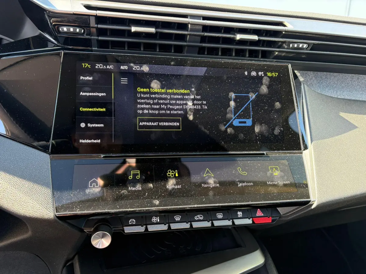 1.6 HYbrid 225 EAT8 Allure Avantage | 360 camera | Draadloze Apple Carplay/Android Auto | Stoelverwarming