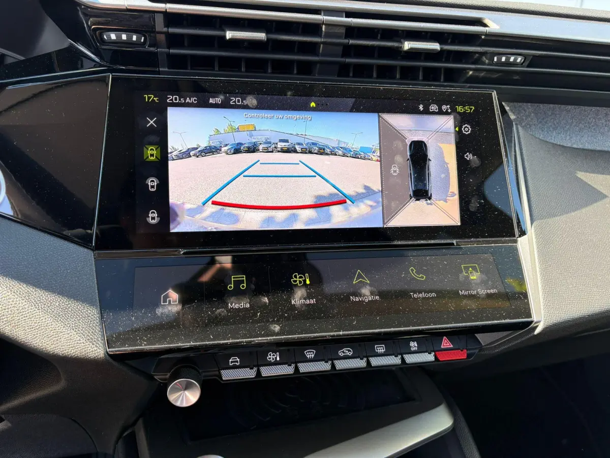 1.6 HYbrid 225 EAT8 Allure Avantage | 360 camera | Draadloze Apple Carplay/Android Auto | Stoelverwarming