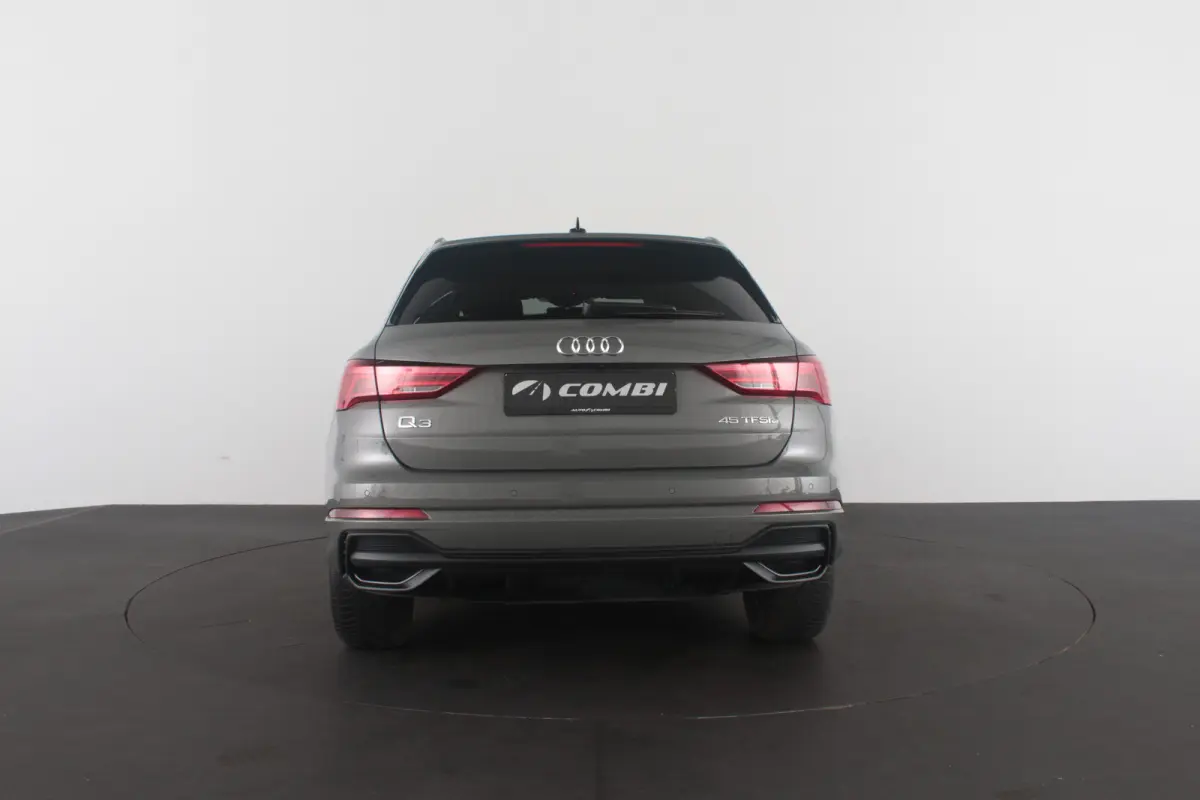 45 TFSI e S line Edition > Pano/Memory/360 camera/Chronos Gray Metallic