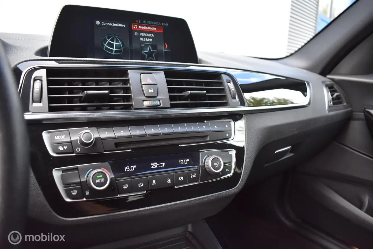 118i Edition Sport Line Shadow Executive