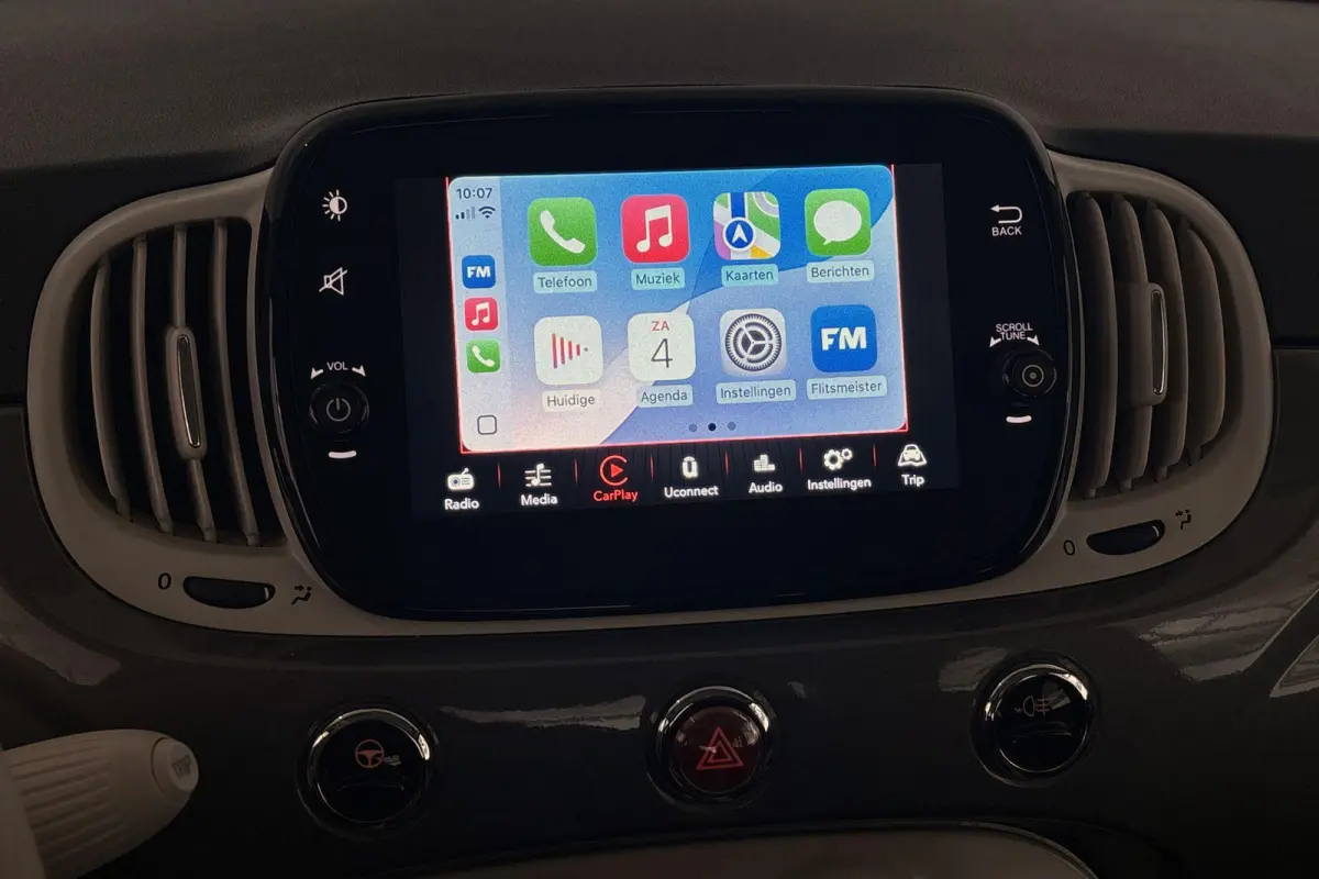 1.0 Hybrid Dolcevita Panoramadak Apple CarPlay Parkeersensoren