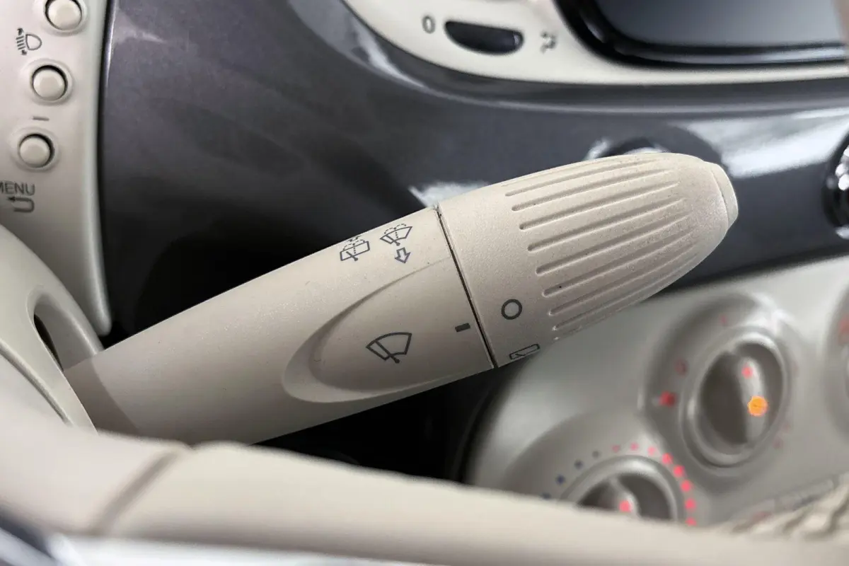 1.0 Hybrid Dolcevita Panoramadak Apple CarPlay Parkeersensoren
