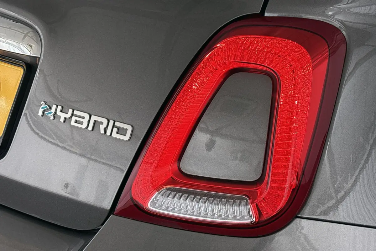 1.0 Hybrid Dolcevita Panoramadak Apple CarPlay Parkeersensoren