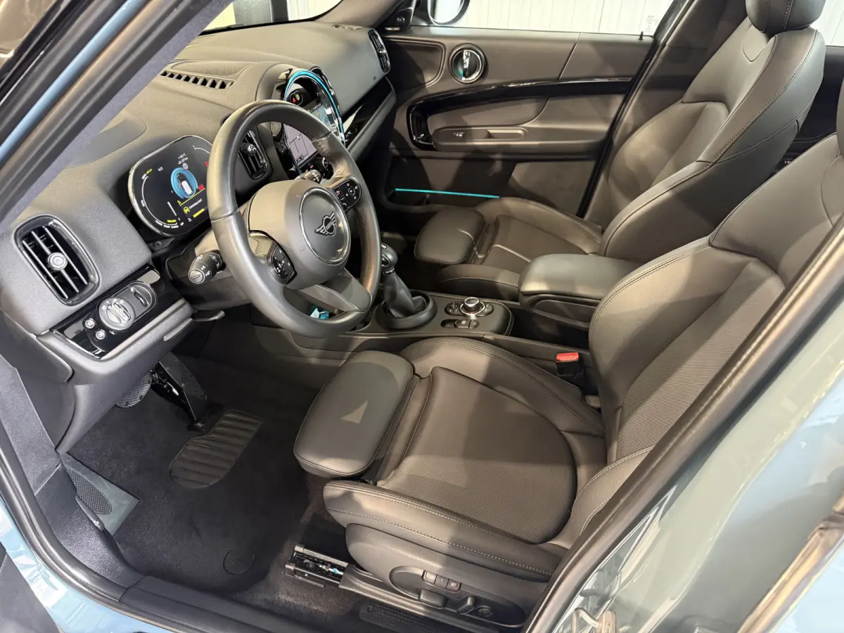 1.5 Cooper ALL4 Pano/Leder/H&K/Camera