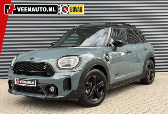 1.5 Cooper ALL4 Pano/Leder/H&K/Camera