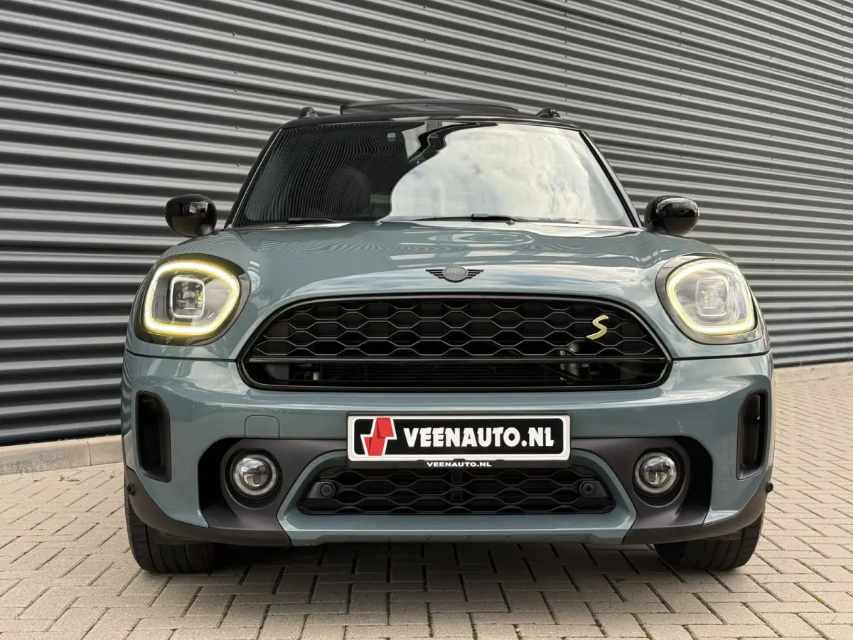 1.5 Cooper ALL4 Pano/Leder/H&K/Camera