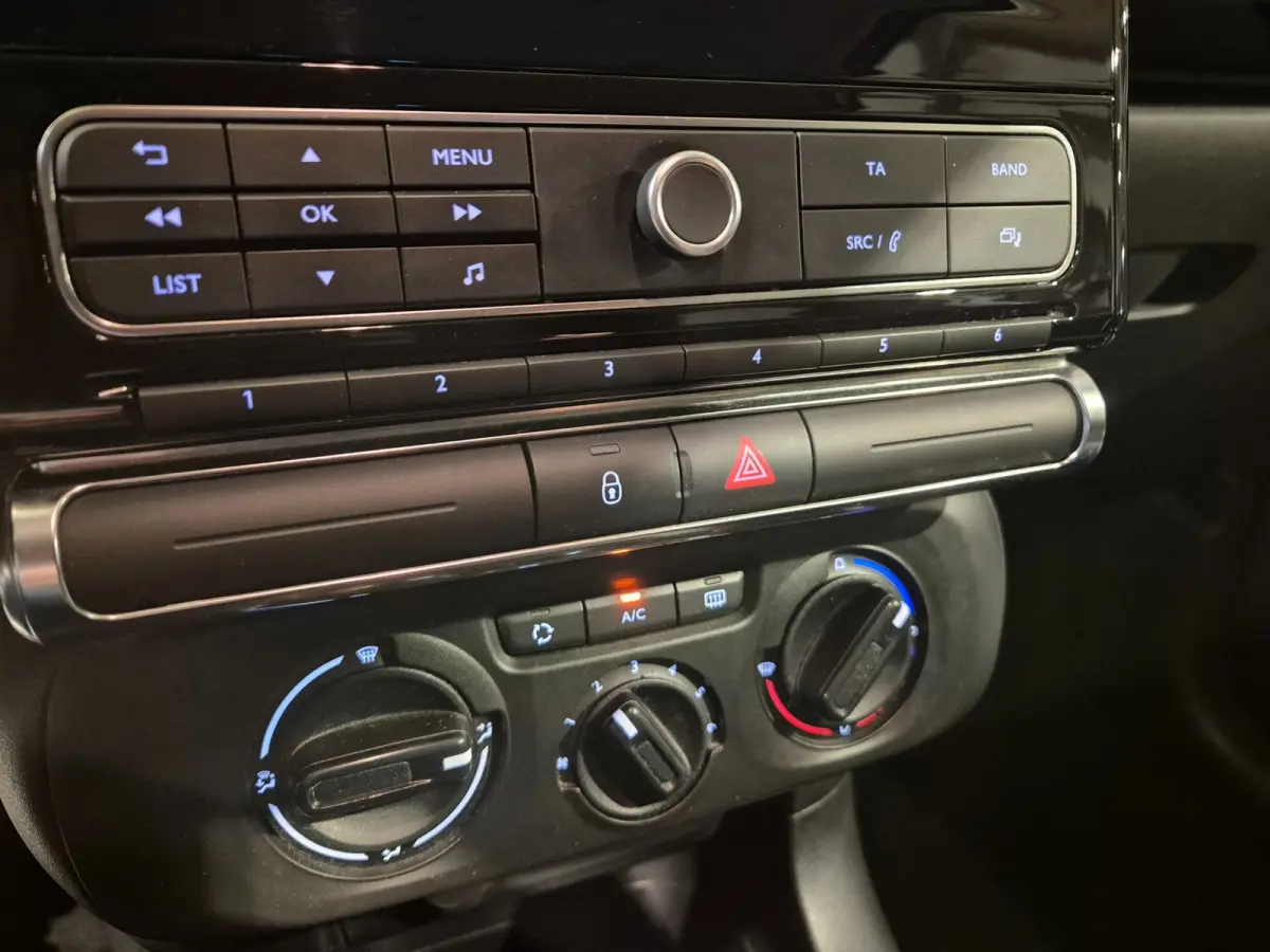 1.2 PureTech Feel - Airco - Cruise - PDC - Distributieriem vervangen - Rijklaar