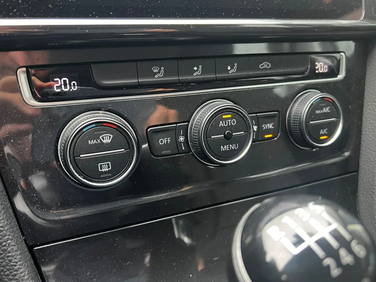 1.0 TSI Comfortline | Trekhaak | Cruise Control | Climate Control | Apple Carplay/Android Auto | DAB+ |