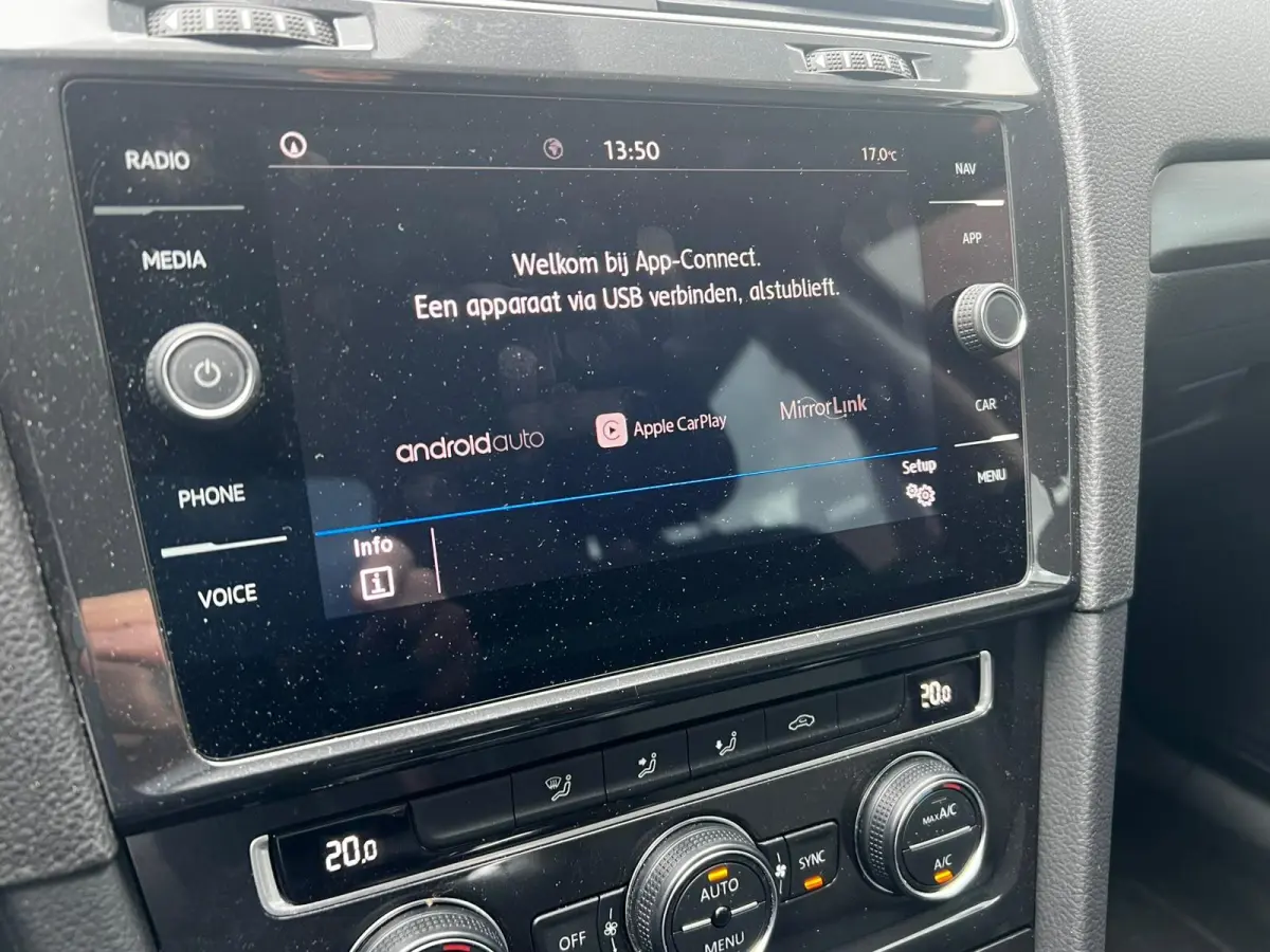 1.0 TSI Comfortline | Trekhaak | Cruise Control | Climate Control | Apple Carplay/Android Auto | DAB+ |