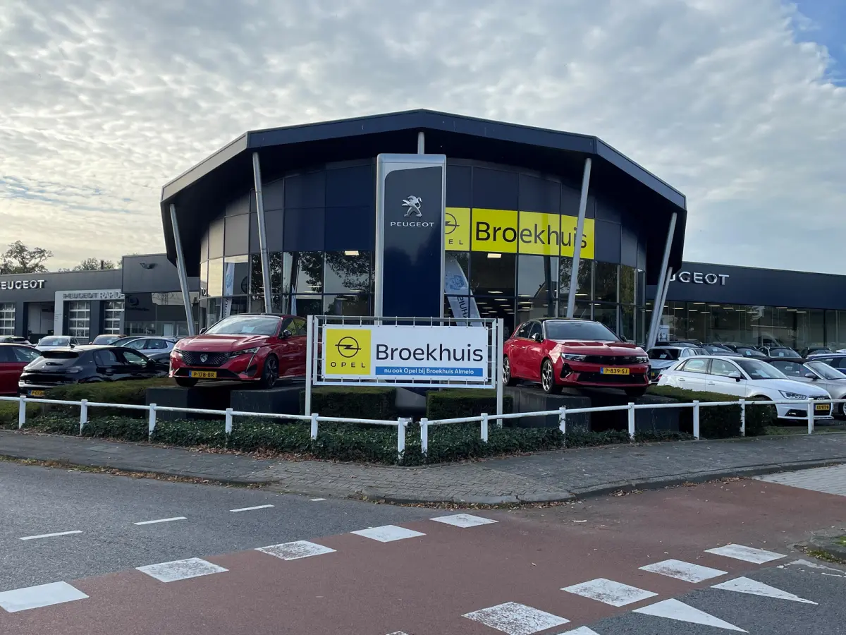 1.2 Turbo Edition | Navi | Stoel en stuurverw. | Camera | Cruise control | Apple Carplay | DAB | PDC V+A |