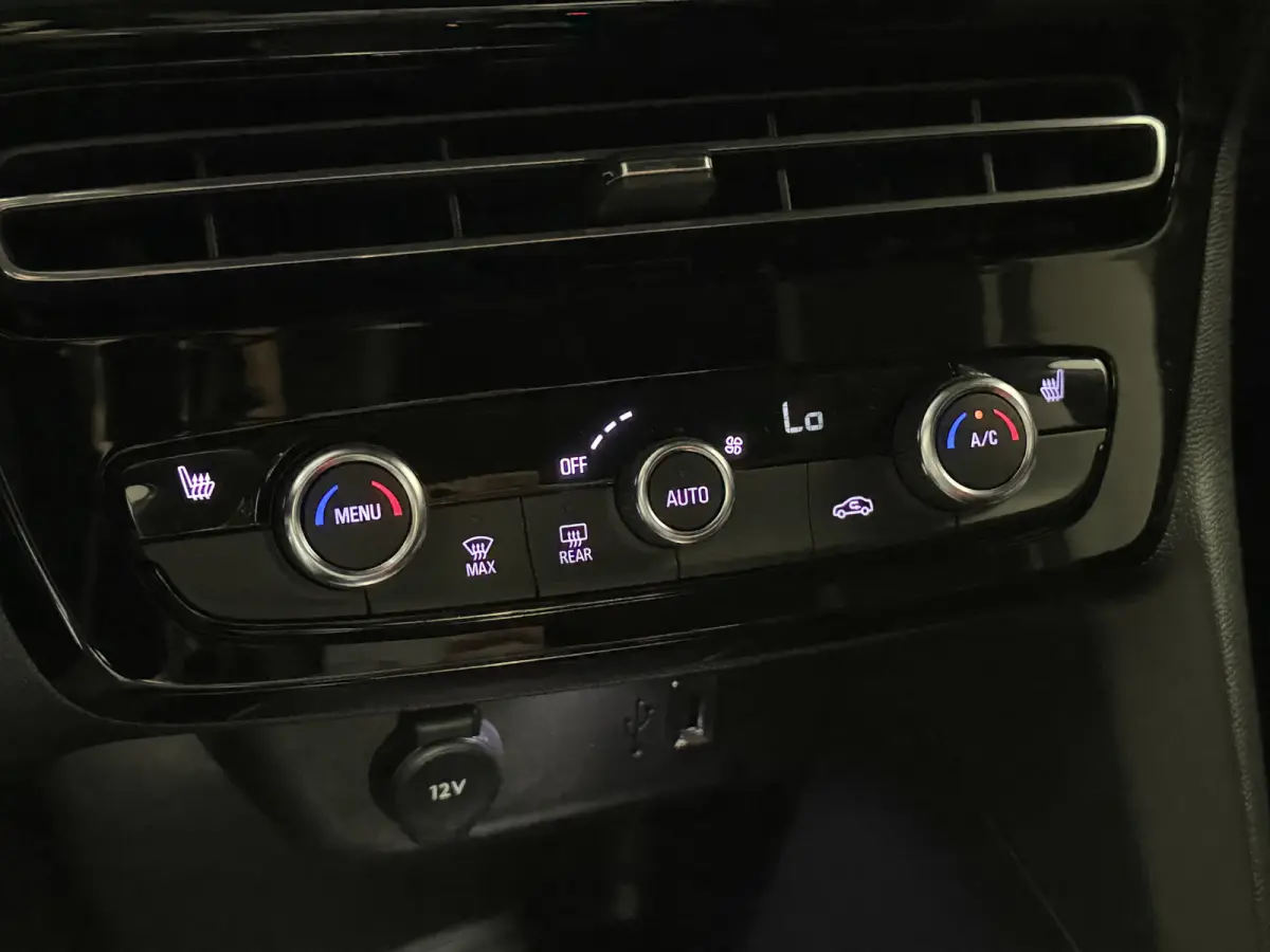 GS Line 50-kWh 11kw bl. | ACC | Keyless | Stoelen & stuur verwarmd | Matrix Intellilux | Privacy
