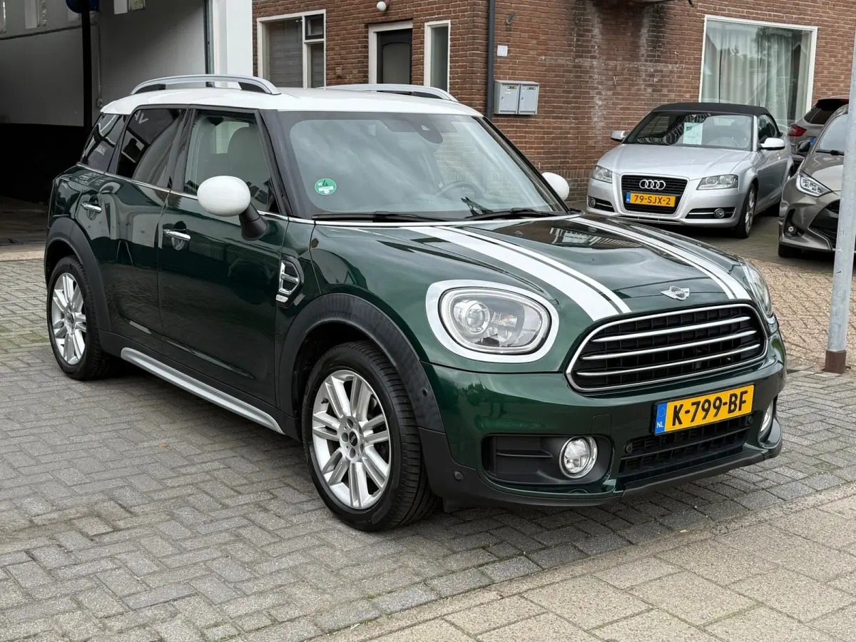 1.5 Cooper Chili, Stoelverwarming,Sfeerverlichting,Navigatie,Parkeersensoren