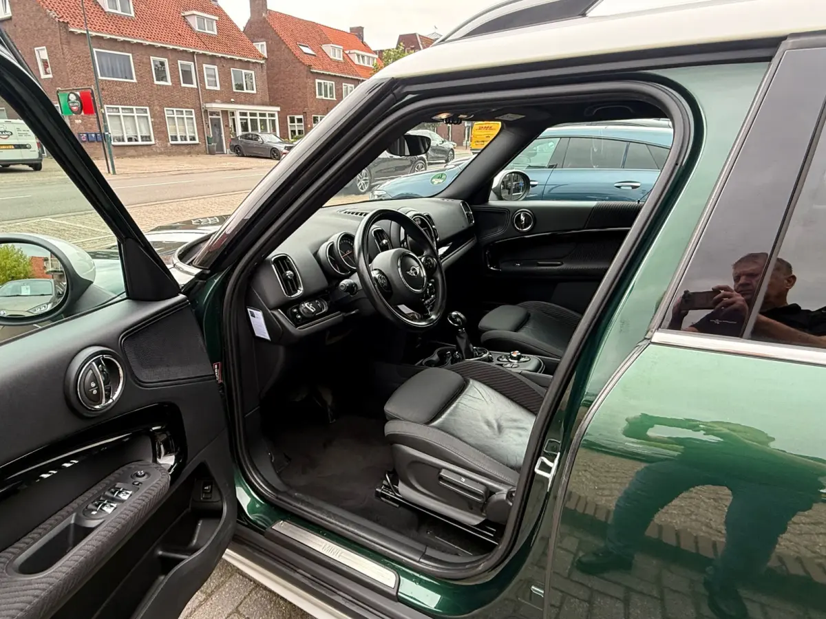 1.5 Cooper Chili, Stoelverwarming,Sfeerverlichting,Navigatie,Parkeersensoren