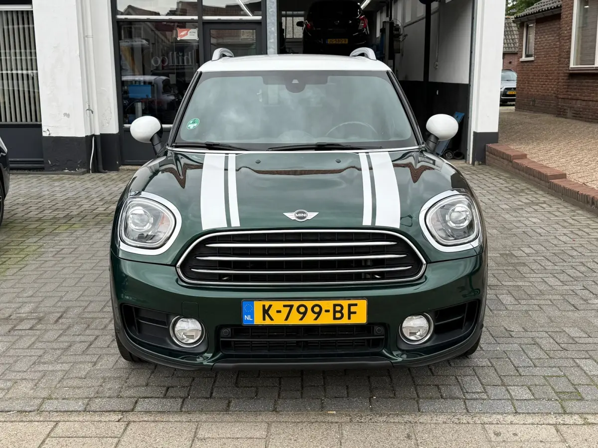1.5 Cooper Chili, Stoelverwarming,Sfeerverlichting,Navigatie,Parkeersensoren