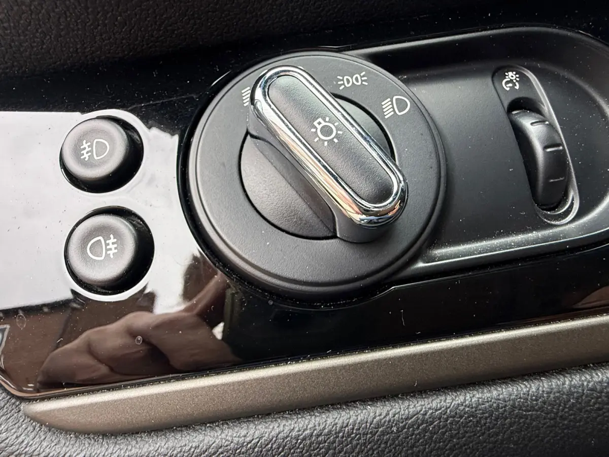 1.5 Cooper Chili, Stoelverwarming,Sfeerverlichting,Navigatie,Parkeersensoren