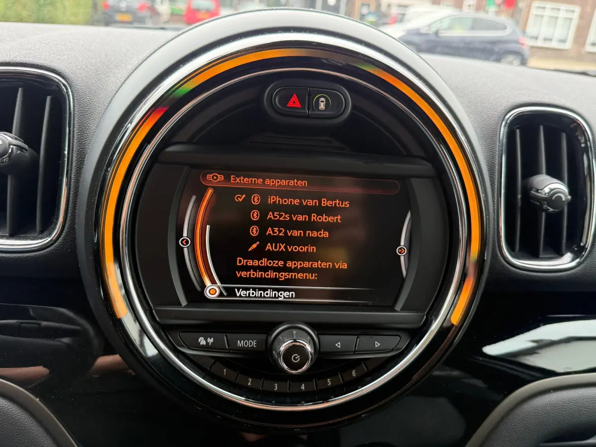 1.5 Cooper Chili, Stoelverwarming,Sfeerverlichting,Navigatie,Parkeersensoren