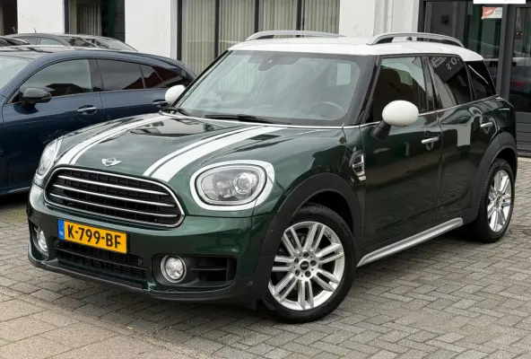 1.5 Cooper Chili, Stoelverwarming,Sfeerverlichting,Navigatie,Parkeersensoren