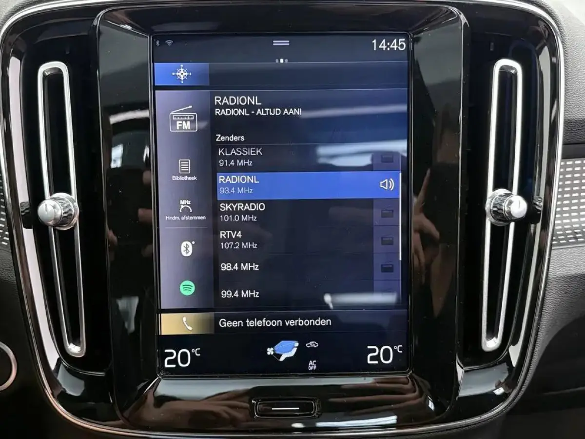 2.0 T4 R-Design Pano Leer Autopilot Camera Trekh. NAP
