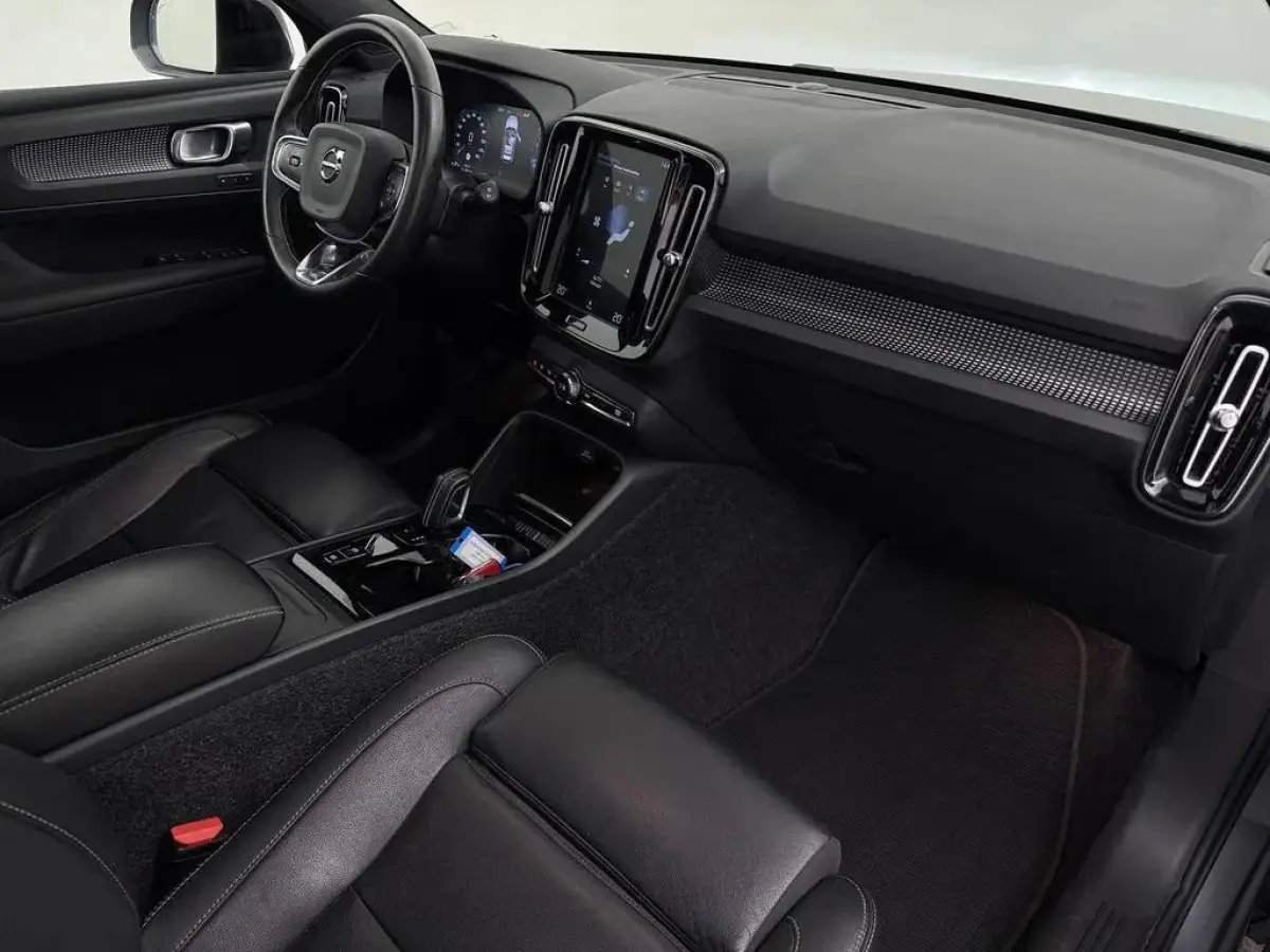 2.0 T4 R-Design Pano Leer Autopilot Camera Trekh. NAP