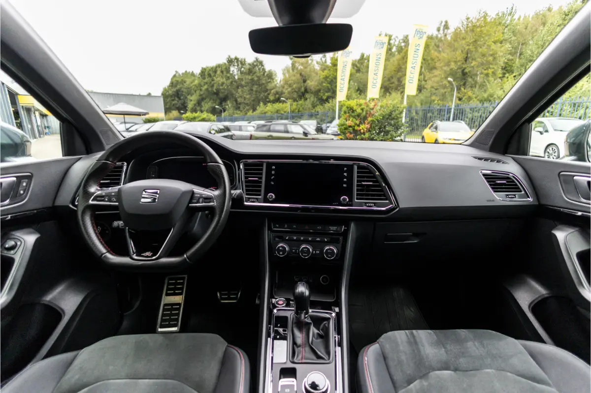 1.5 TSI FR Business Intense
