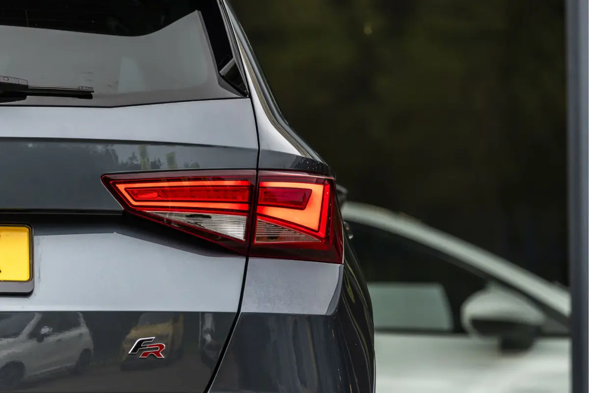 1.5 TSI FR Business Intense