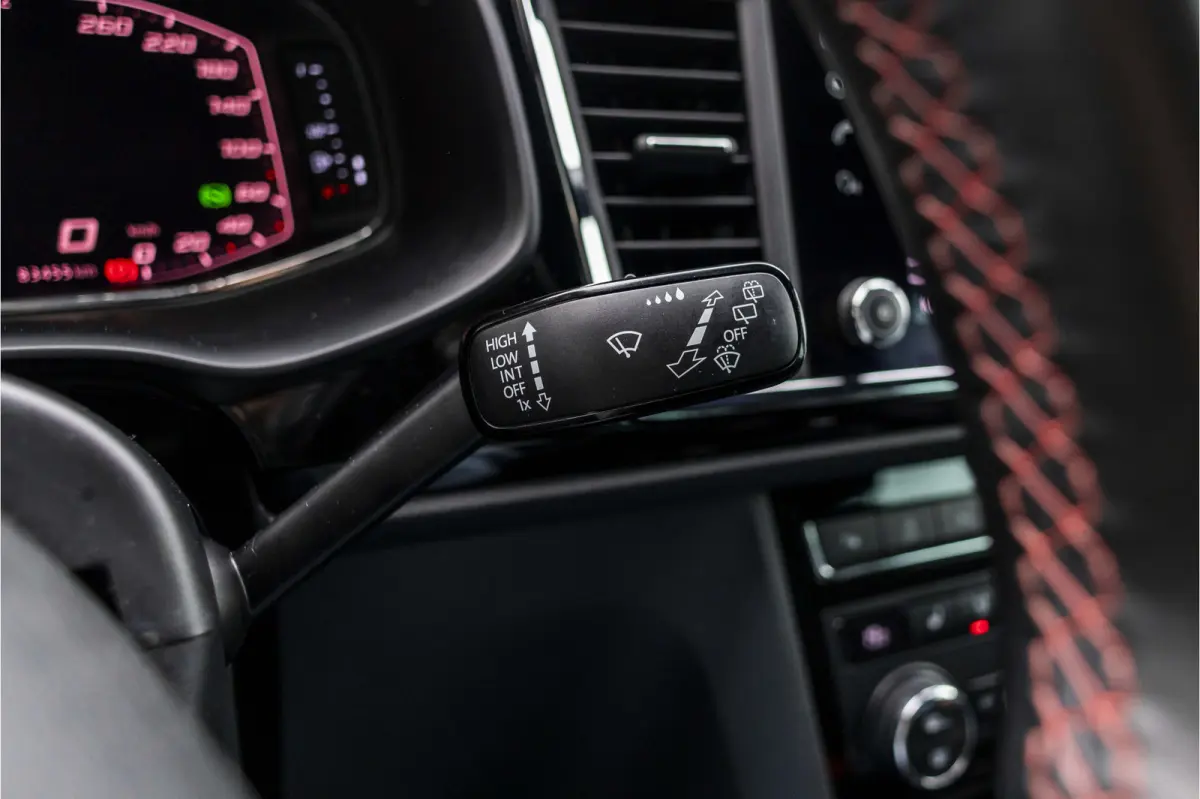 1.5 TSI FR Business Intense