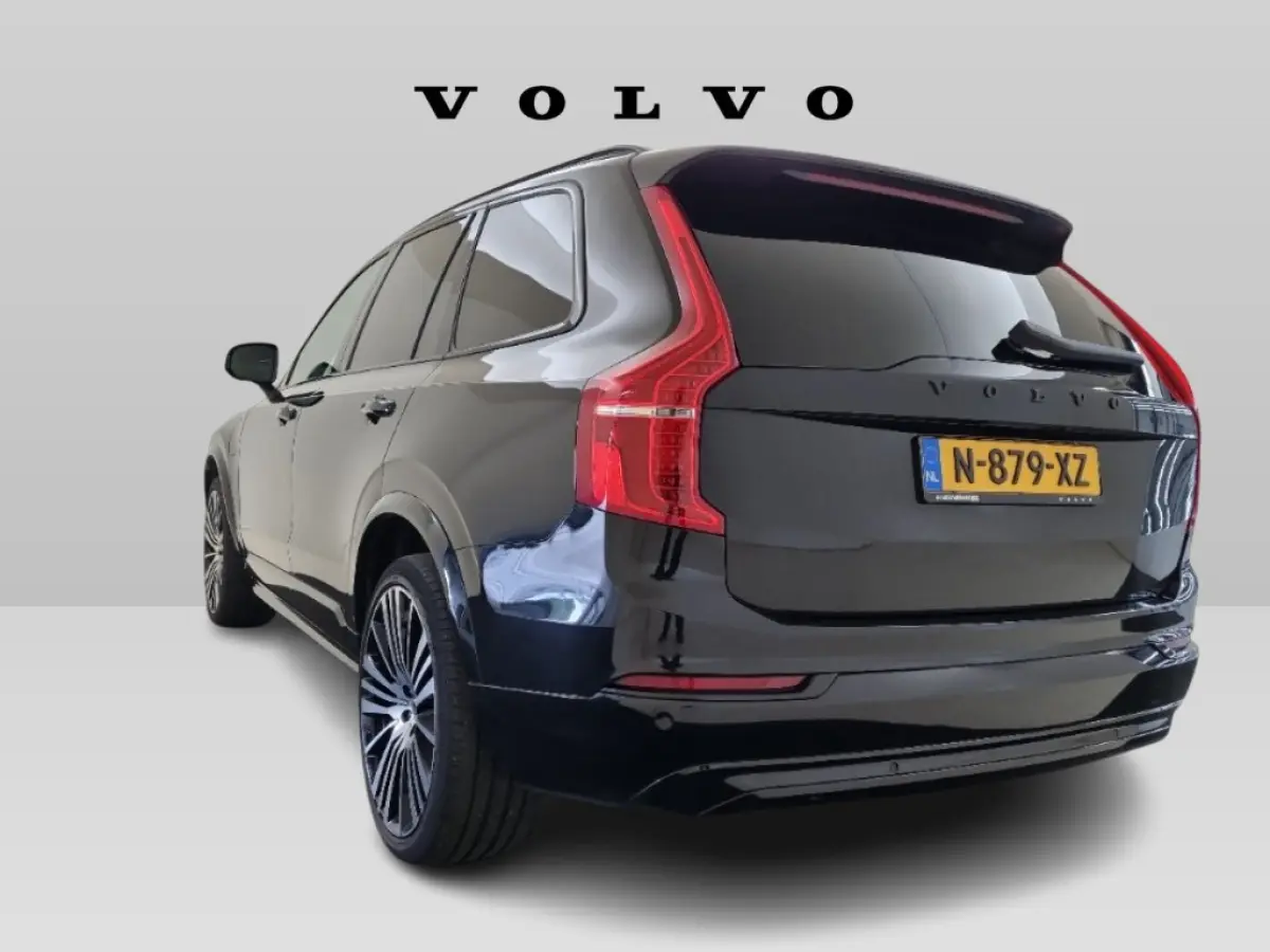 2.0 T8 Recharge AWD R-Design | VolvoSelekt | Bowers&Wilkins | Luchtvering | 22'' | Black