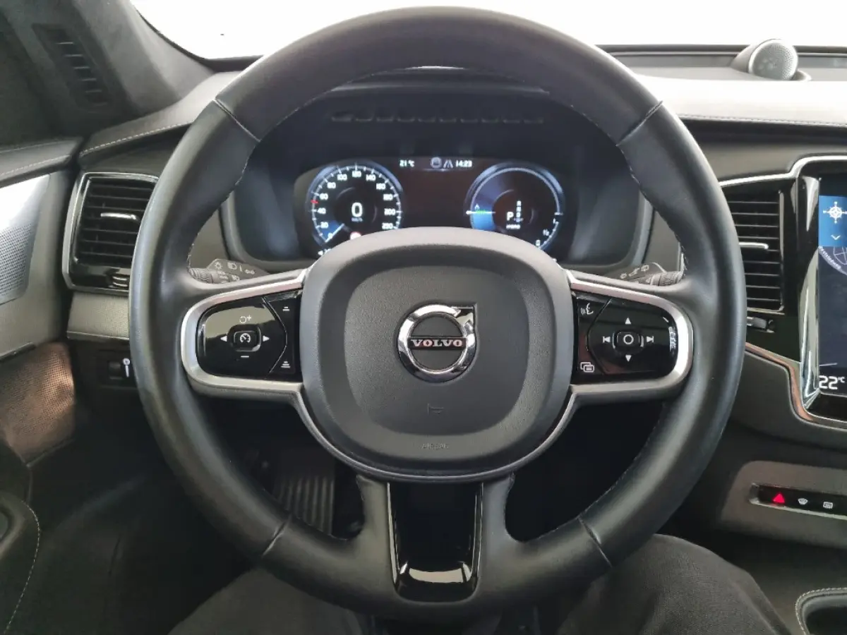 2.0 T8 Recharge AWD R-Design | VolvoSelekt | Bowers&Wilkins | Luchtvering | 22'' | Black